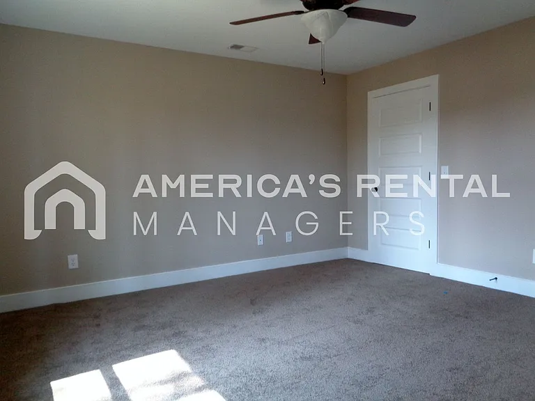 17645 Wallace Chapel Ln — Photo 15