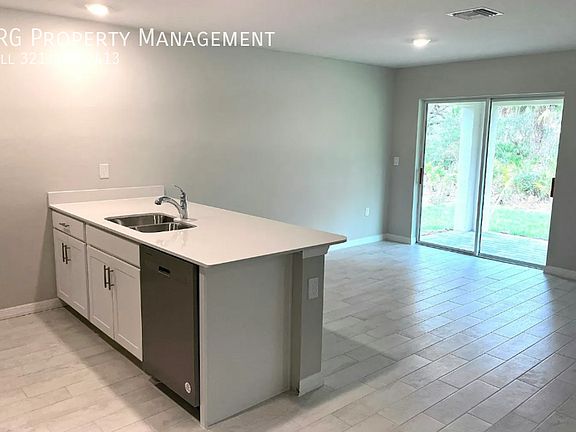 4th image of 3020 N Lakewood Rd