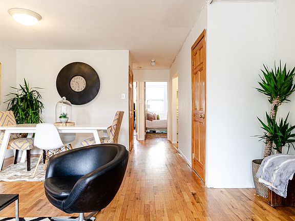 3rd image of 47 Carroll St #2