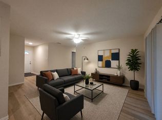 104 E Eggleston St, Manor, TX 78653