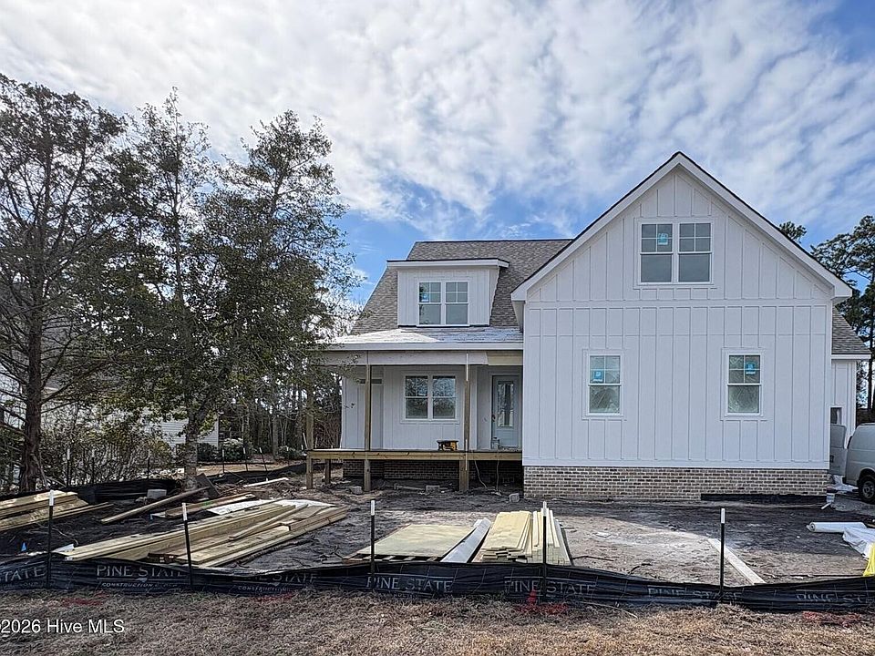 1st image of 129 Tiffany Way