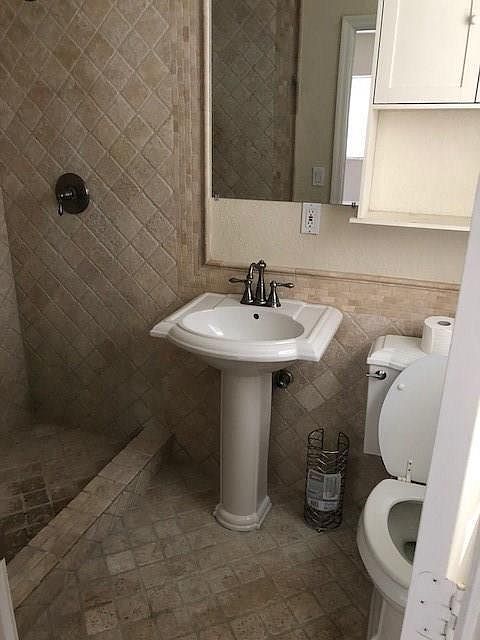 2nd image of 2809 NW 3rd Ave