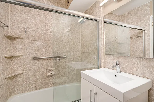 Sold by Compass | media 17