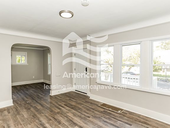 4-Living Room