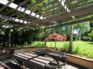 743 Thorsen Ct, Los Altos, CA 94024