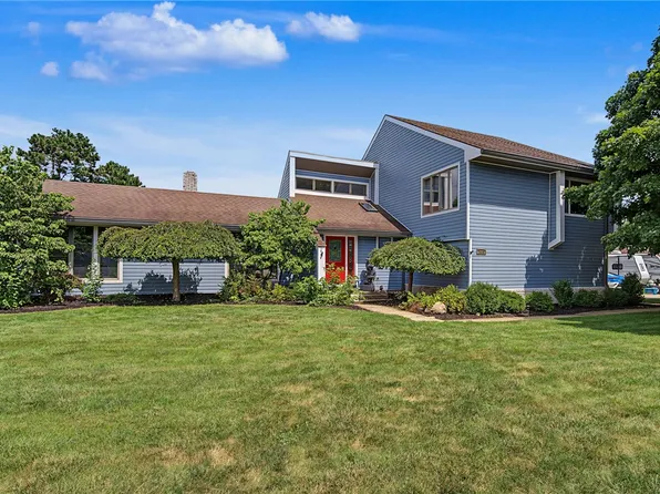 2605 Greenlawn Dr, Troy, OH 45373