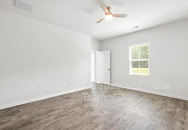 142 Bottlebrush Dr — Photo 31