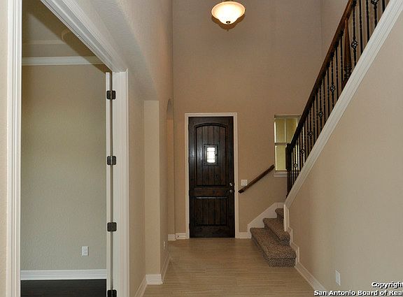 2nd image of 435 Tranquil Oaks