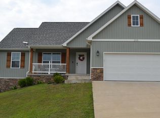 205 Majestic Dr, Waynesville, MO 65583