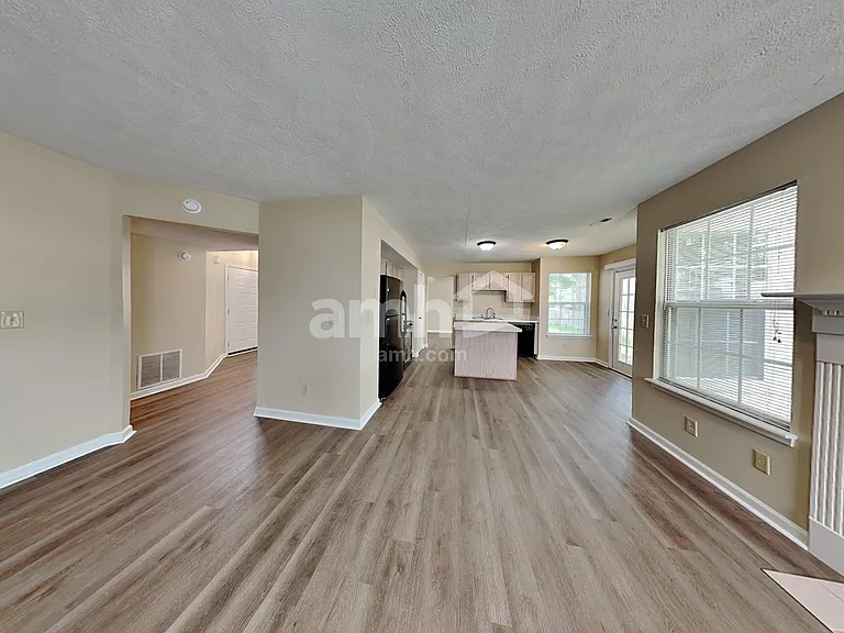 4002 Cherry Blossom Blvd — Photo 5