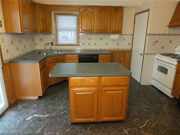 4th image of 5599 Nathan Dr