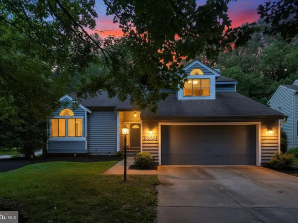 6103 Triangle Dr, Columbia, MD 21044