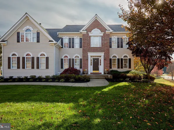 9008 Kimblehunt Dr, Gaithersburg, MD 20882