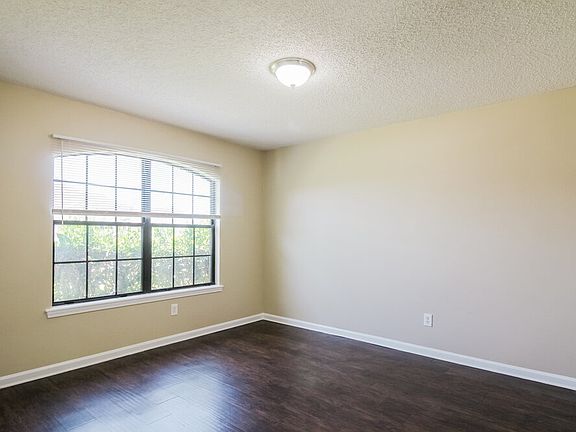 4th image of 10873 Lydia Estates Dr E