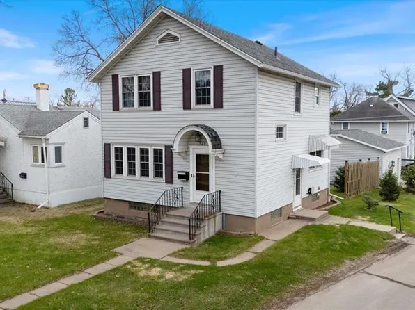 520 15th St N, Virginia, MN 55792