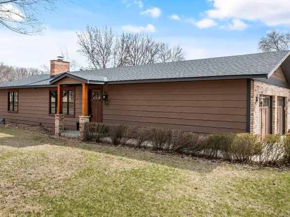 785 Madson Ave SW, Hutchinson, MN 55350