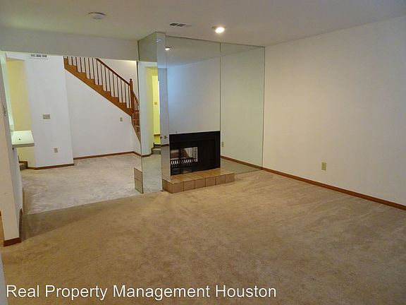 5th image of 13349 Parkway Blvd