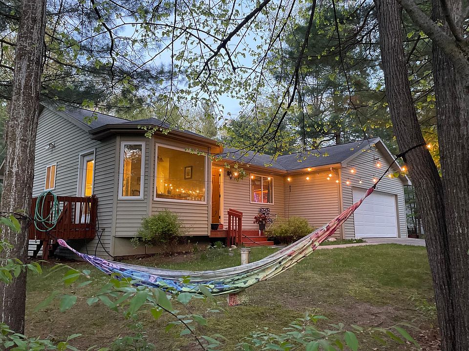 1st image of 34 Tibbets Lake Ln
