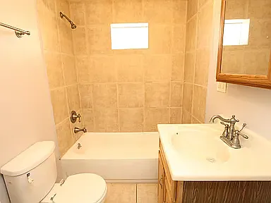 1135 E 8th St #2 — Photo 3