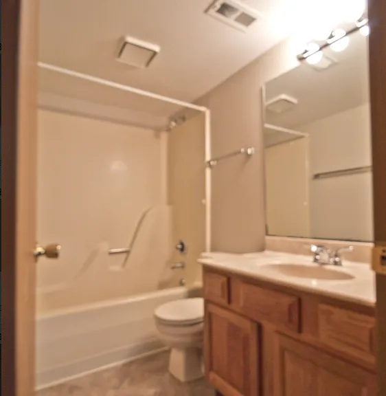 130 West St — Photo 10