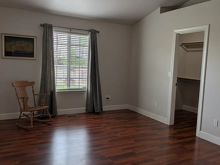 16633 Woodduck St — Photo 7