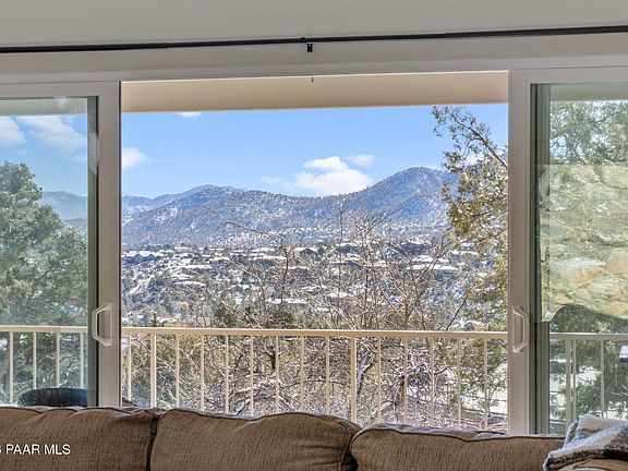 5th image of 2230 Skyline Dr