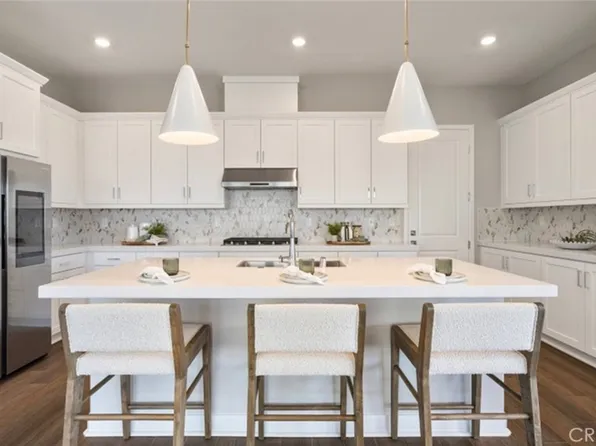 24488 Via Cobija, Valencia, CA 91354