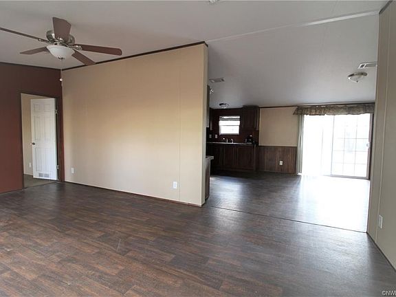 4th image of 6213 Autumn Wood Cir