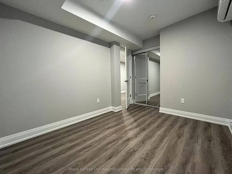 146 Bartlett Ave #LOWER — Photo 15