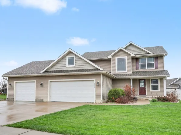 1119 Oakwood Dr, Pella, IA 50219