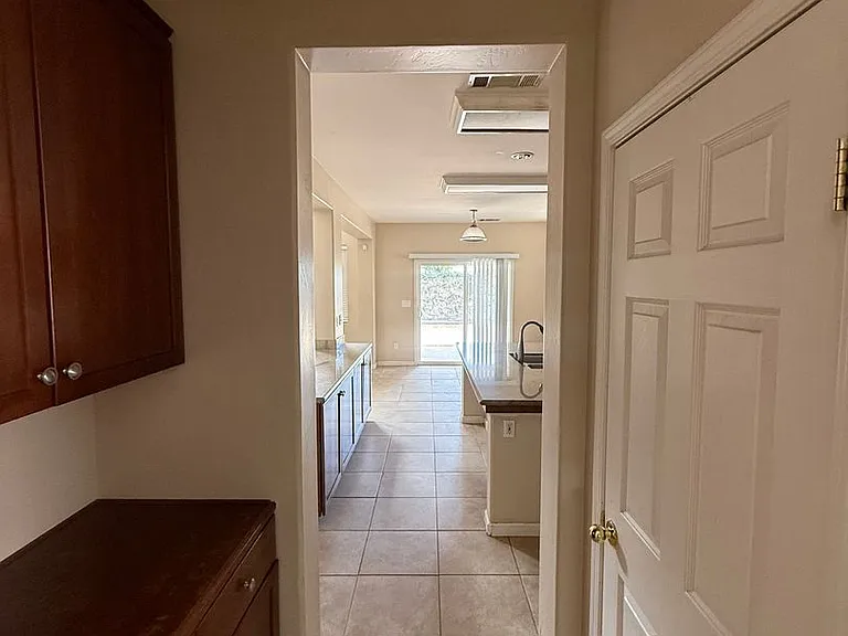 11425 Mondego Dr — Photo 4