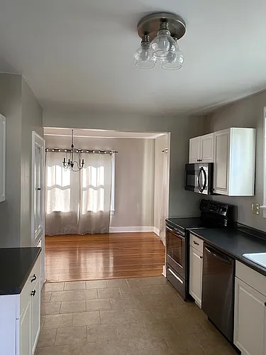 2327 Cedar Ln Photo 1