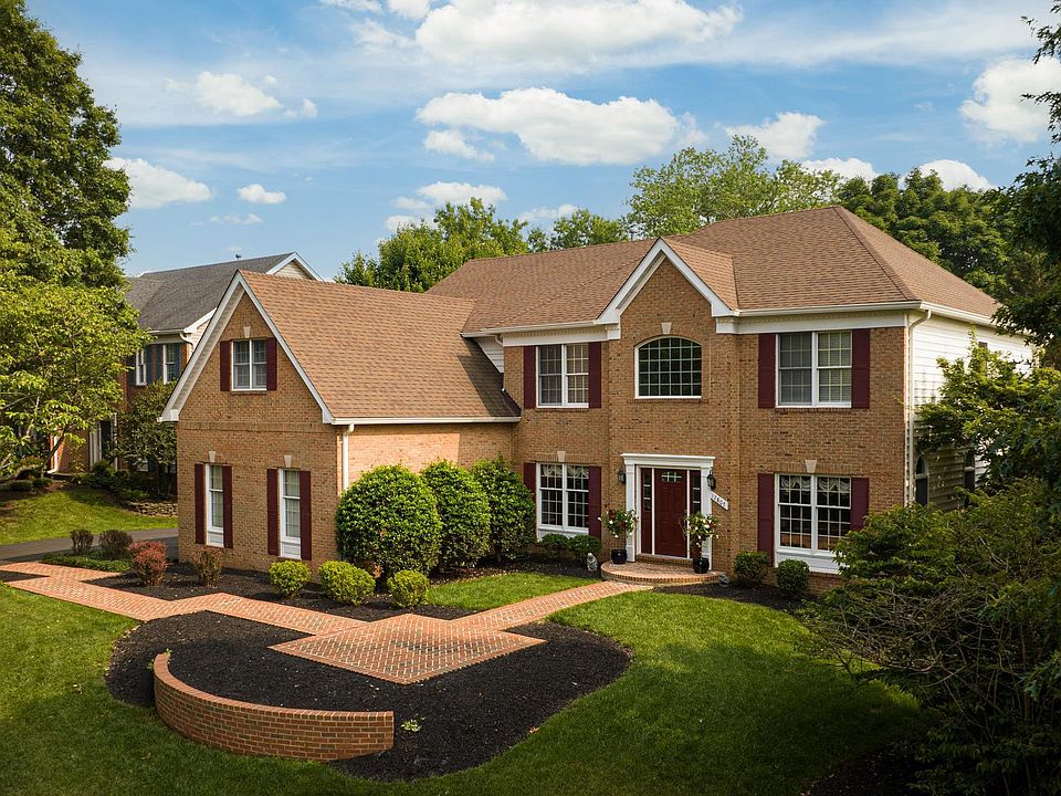 1st image of 12807 Shadow Oak Ln