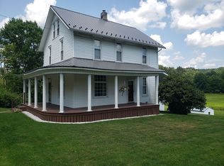 860 Dixonville Rd, Clymer, PA 15728
