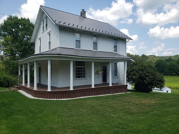 860 Dixonville Rd, Clymer, PA 15728