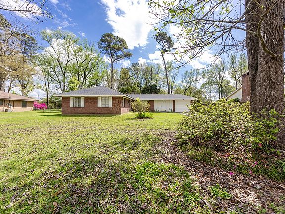 2nd image of 320 Kimbro Dr