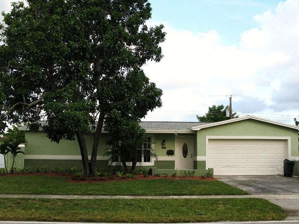 1st image of 3930 NW 32nd Ter