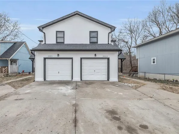 1021/1023 Shawnee St, Leavenworth, KS 66048