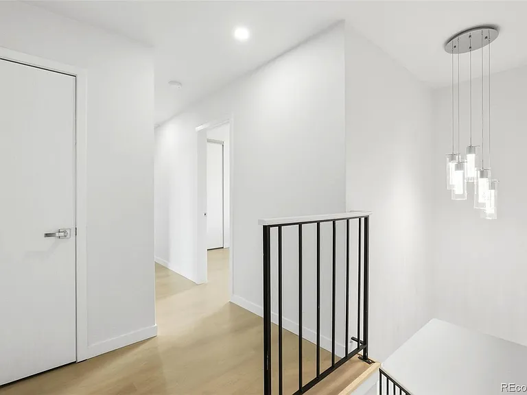6752 S Dahlia Ct — Photo 23