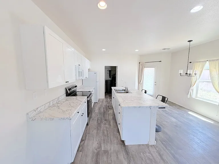 602 Camino Andres — Photo 14