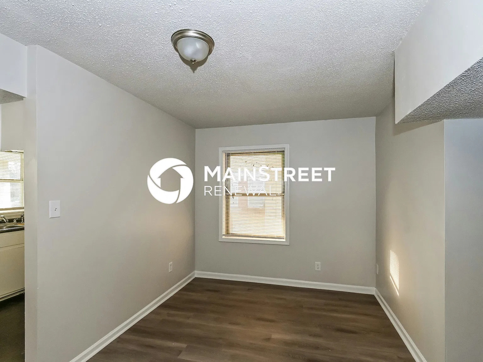 1751 Capri St — Photo 4