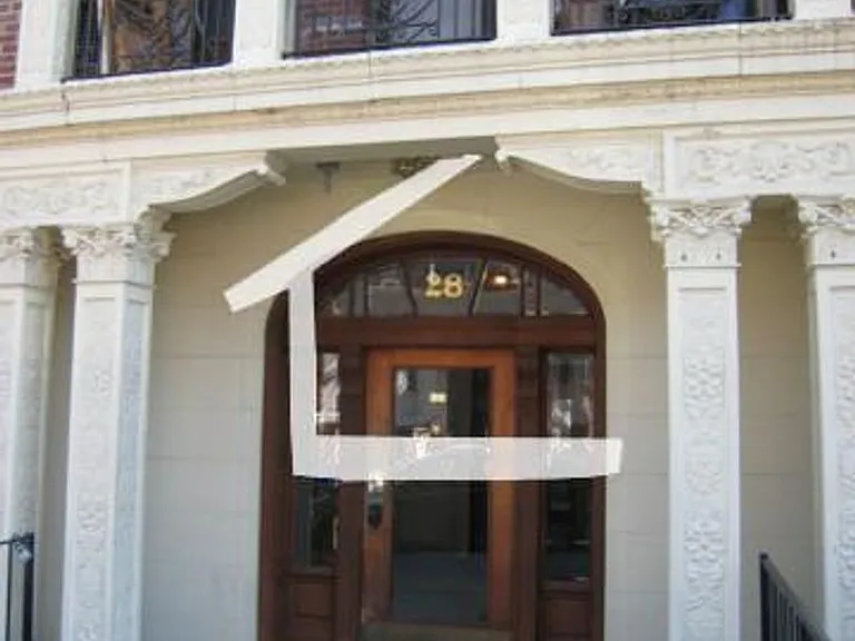 26 Quint Ave #4L — Photo 4
