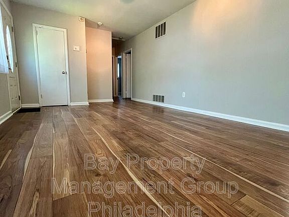 5th image of 4604 David Dr