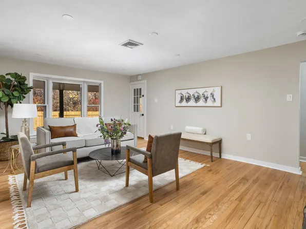 174 E Highland Ave, Langhorne, PA 19047