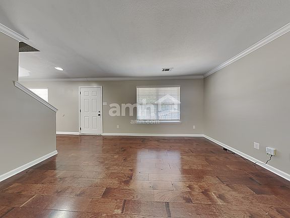 3rd image of 6220 McMillan Creek Dr
