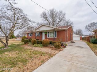 3209 Lenover Dr, Louisville, KY 40216