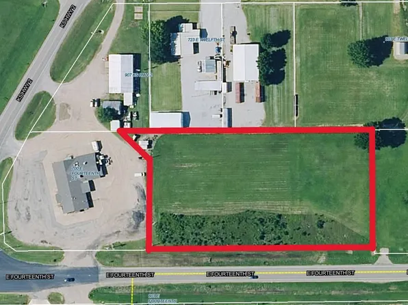 800 E 14th St, Harper, KS 67058