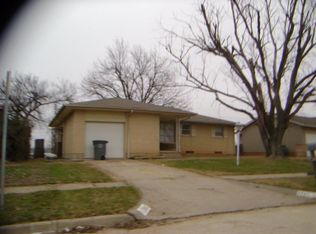 3007 NE Cimarron Trl, Lawton, OK 73507