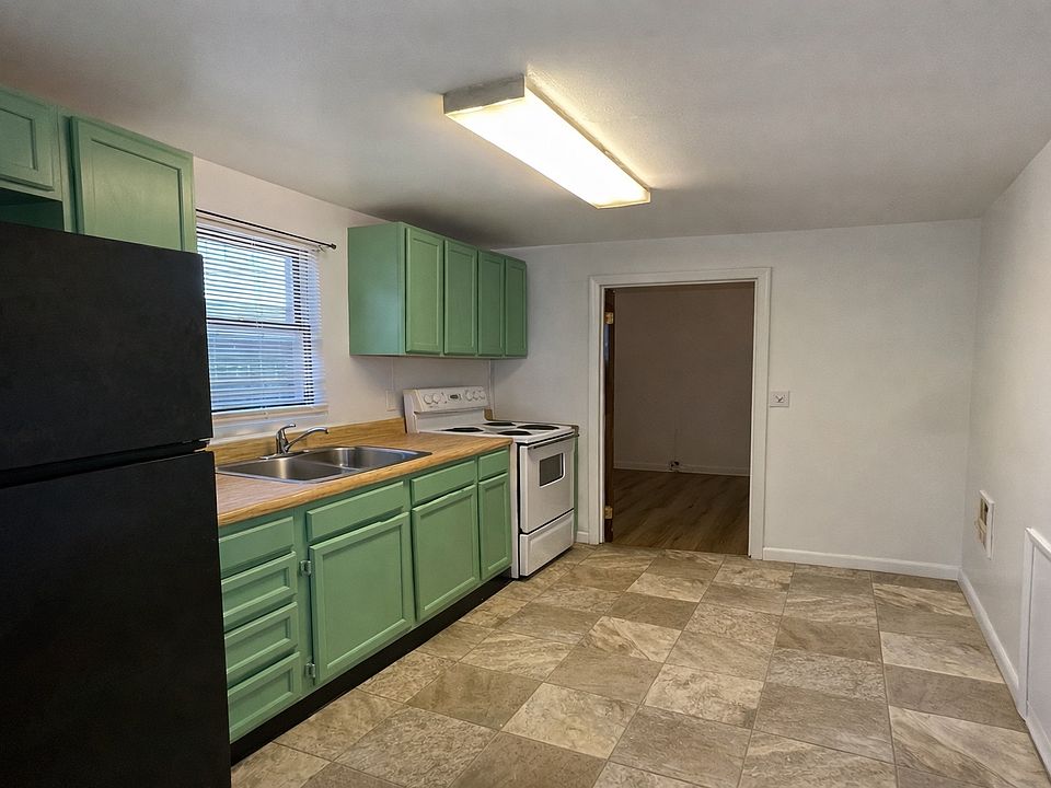 1st image of 1947 North St #1