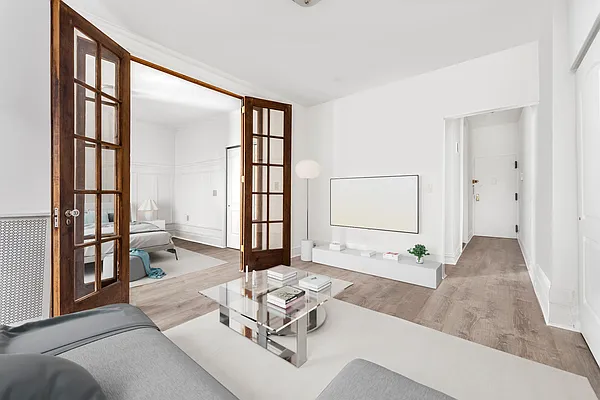 Rented by Compass | media 7